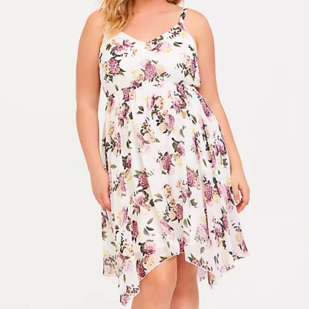 IVORY FLORAL CHIFFON HANDKERCHIEF DRESS